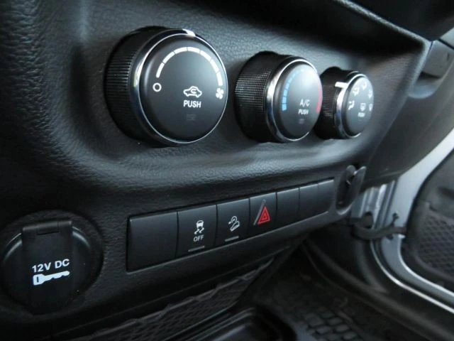 2018 Jeep JK Wrangler - Image 19 of 21