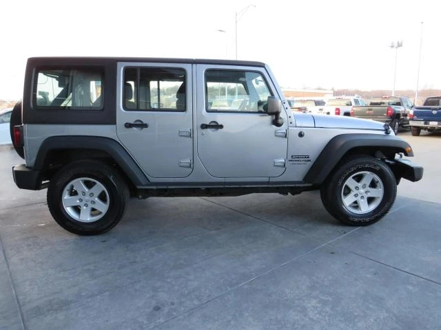 2018 Jeep JK Wrangler - Image 8 of 12