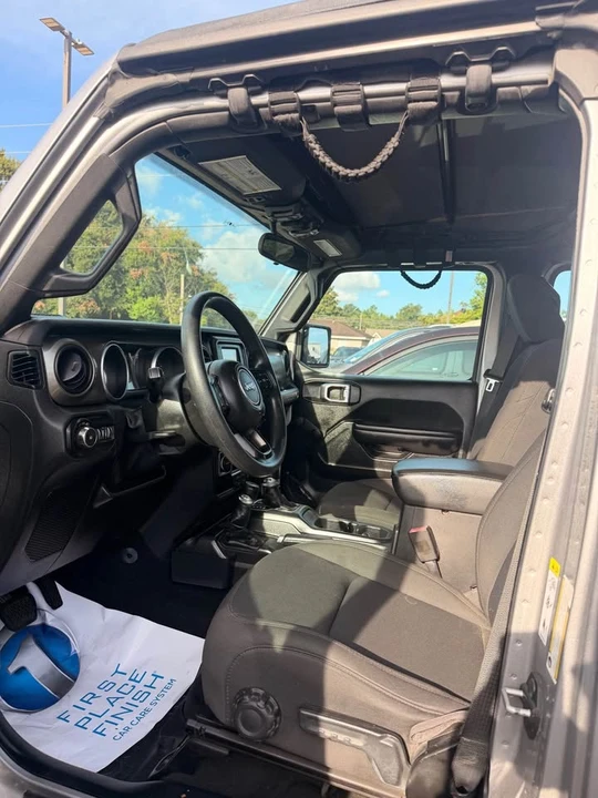 2018 Jeep JK Wrangler - Image 6 of 10