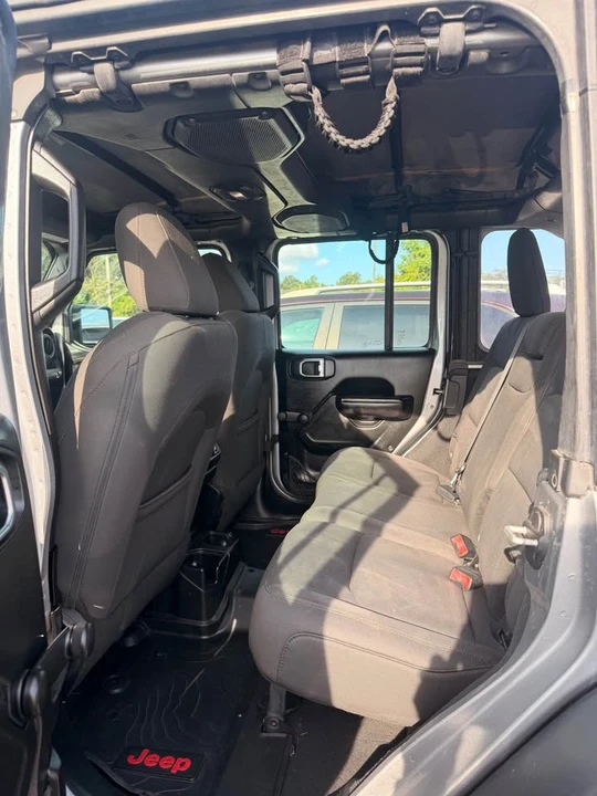 2018 Jeep JK Wrangler - Image 5 of 10