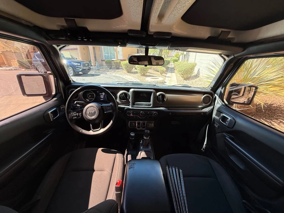 2018 Jeep JL Wrangler - Image 12 of 13