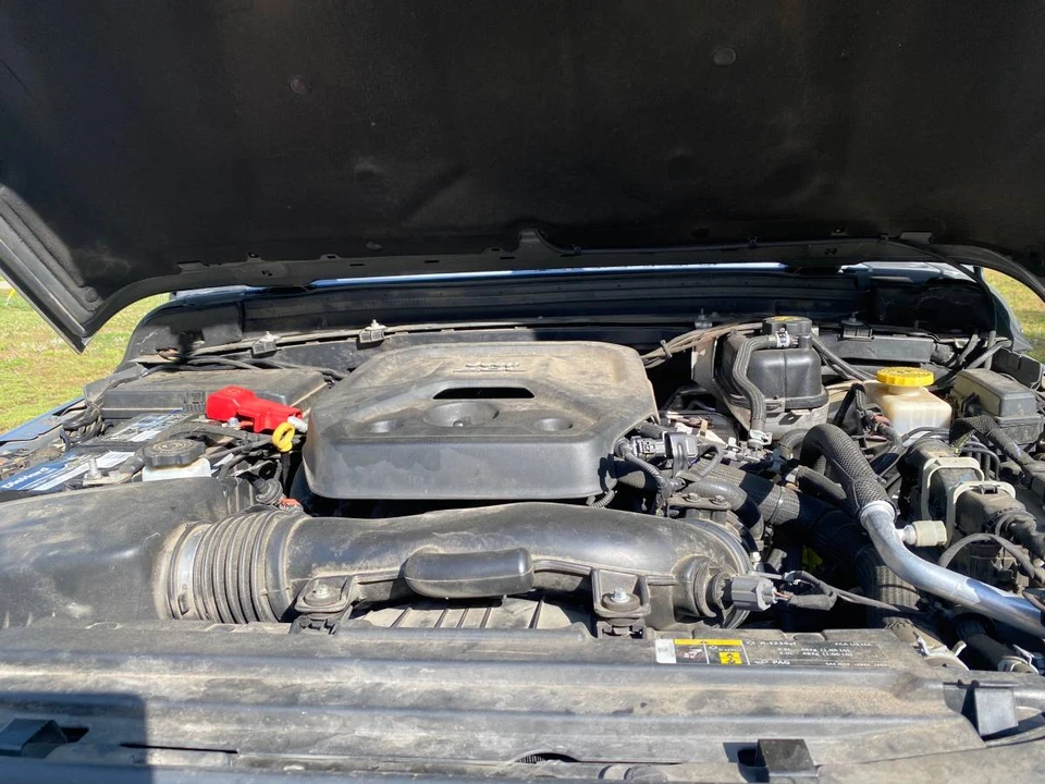 2018 Jeep JL Wrangler - Image 15 of 16