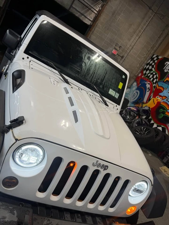 2018 Jeep JK Wrangler - Image 2 of 7