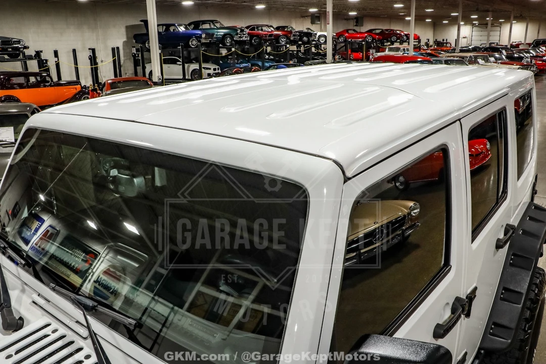 2018 Jeep JL Wrangler - Image 30 of 31