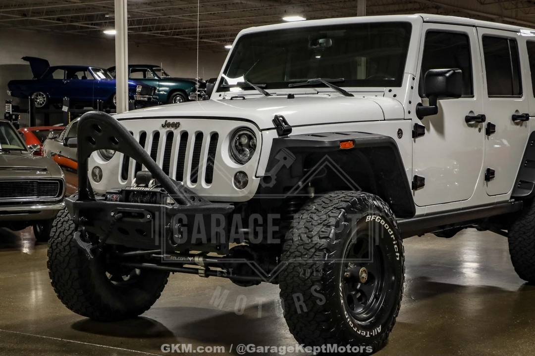 2018 Jeep JL Wrangler - Image 26 of 31