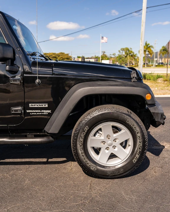 2018 Jeep JK Wrangler - Image 19 of 31