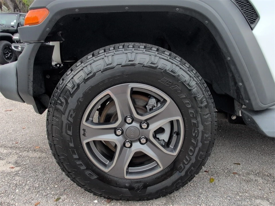 2018 Jeep Wrangler - Image 16 of 21