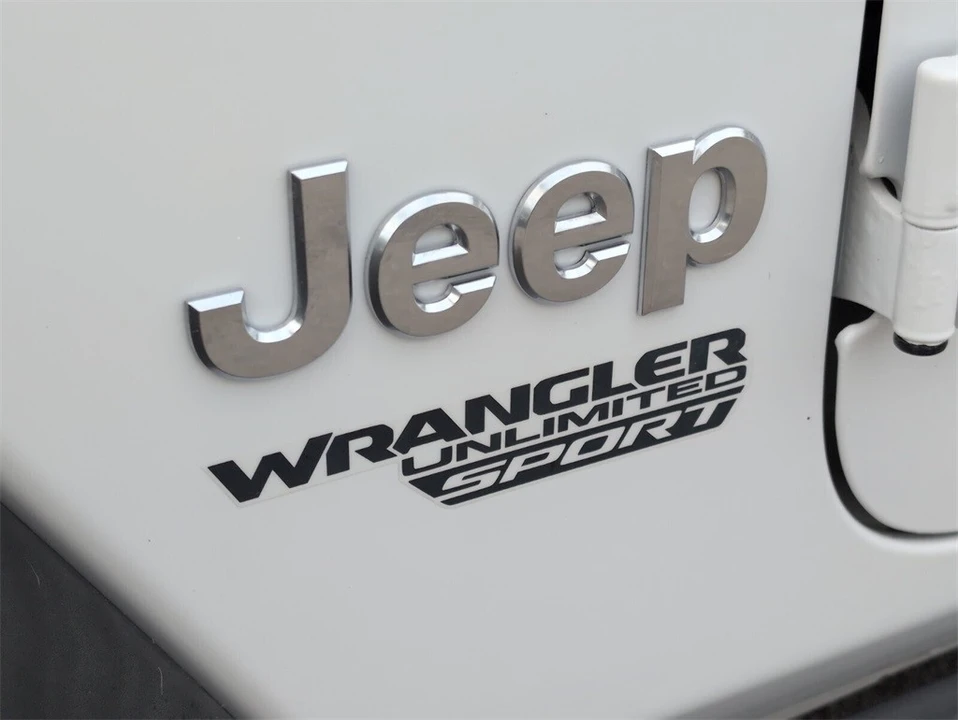 2018 Jeep Wrangler - Image 5 of 21