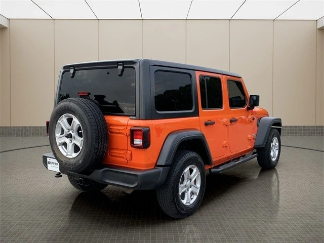 2018 Jeep JL Wrangler - Image 5 of 12