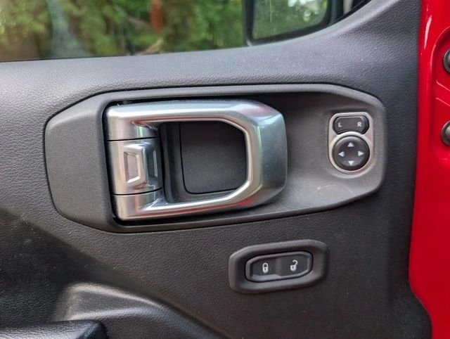 2018 Jeep JK Wrangler - Image 16 of 20