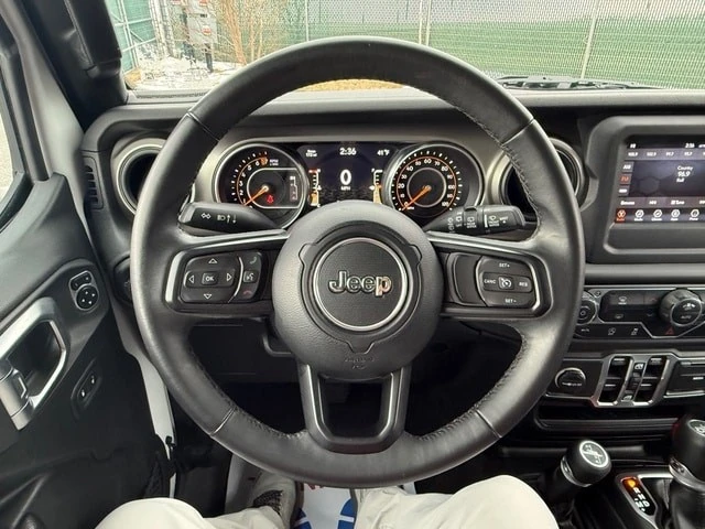 2018 Jeep JL Wrangler - Image 19 of 21