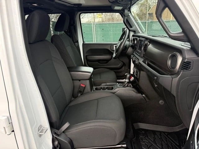 2018 Jeep JL Wrangler - Image 18 of 21