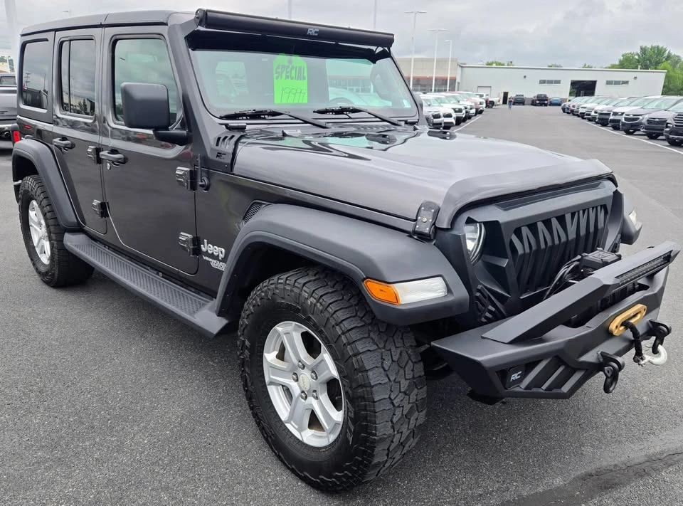 2018 Jeep JK Wrangler - Image 2 of 5