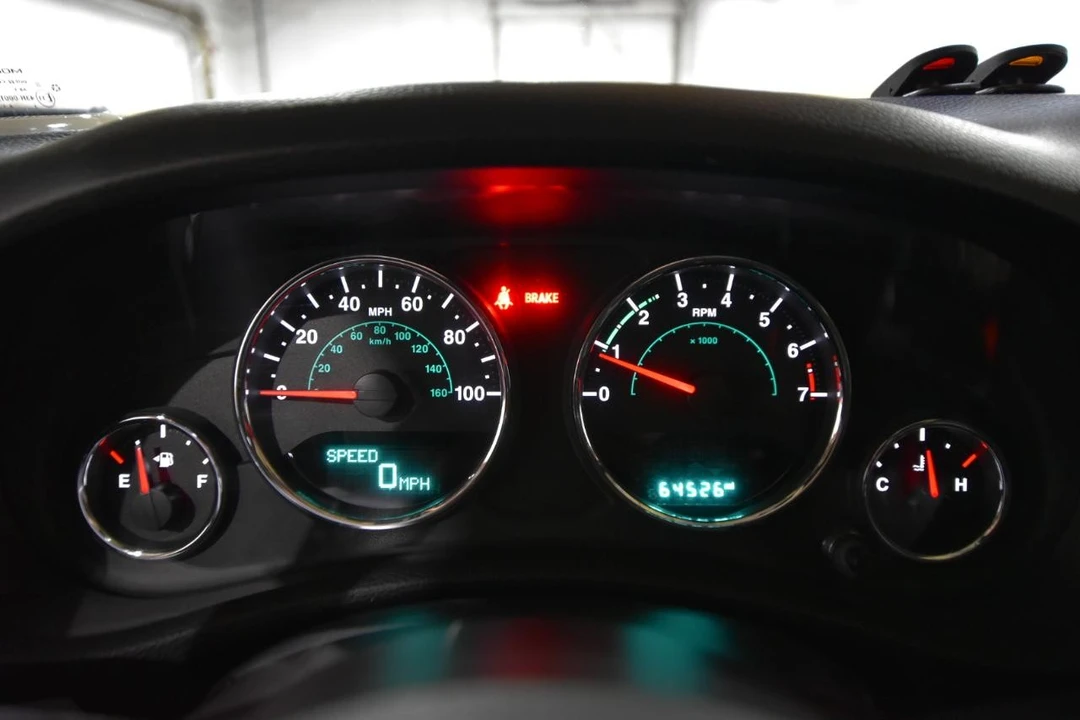 2018 Jeep JL Wrangler - Image 30 of 31