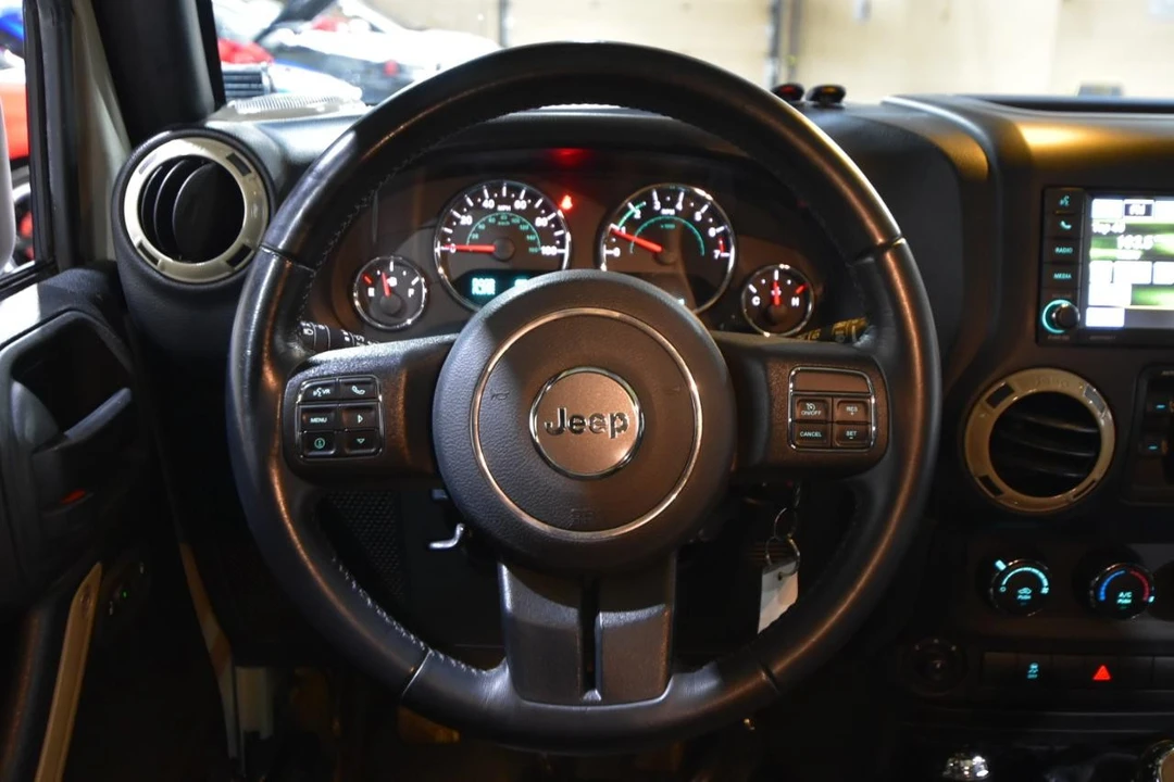 2018 Jeep JL Wrangler - Image 27 of 31