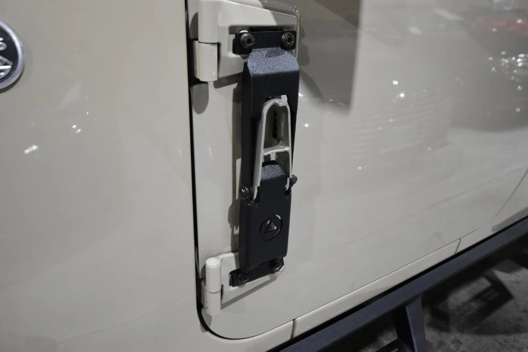 2018 Jeep JL Wrangler - Image 13 of 31