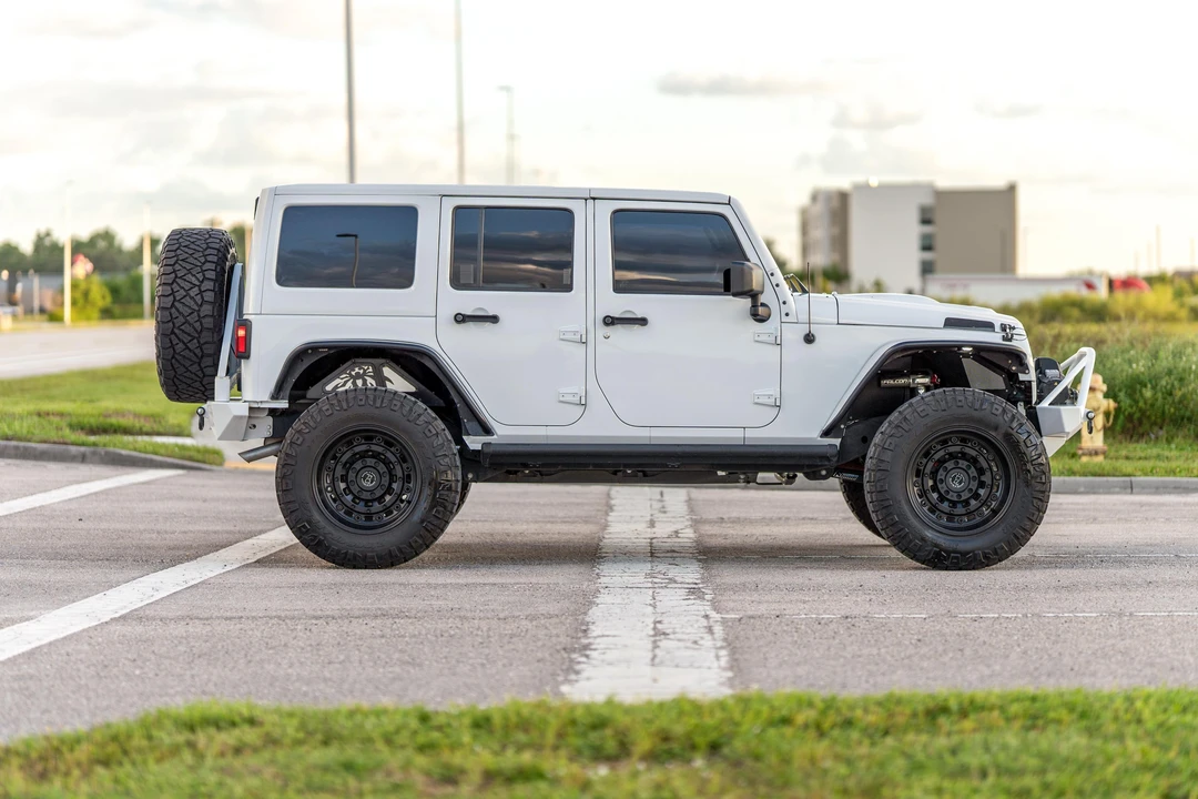2018 Jeep Wrangler - Image 13 of 31