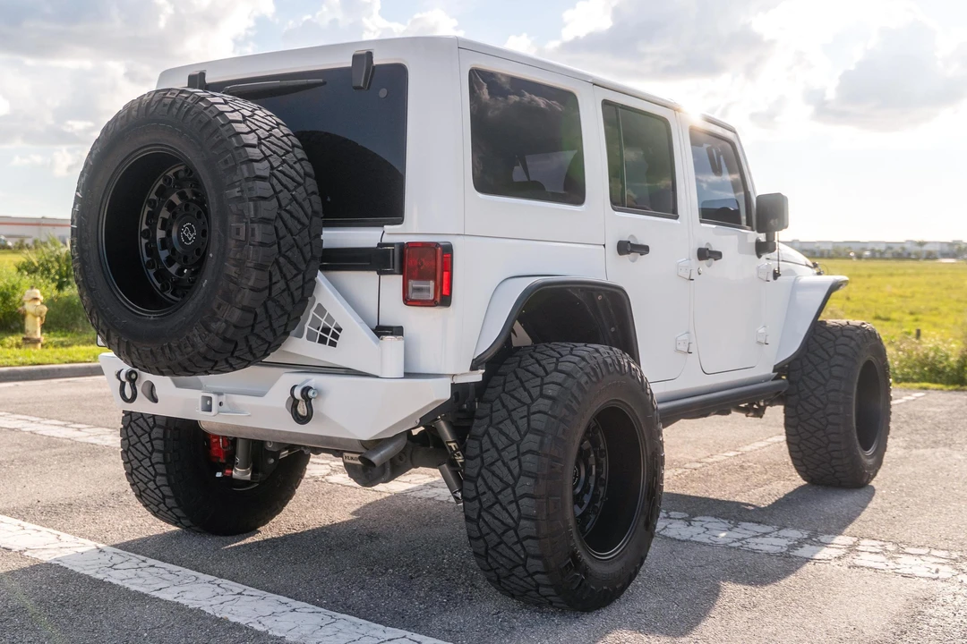 2018 Jeep Wrangler - Image 4 of 31