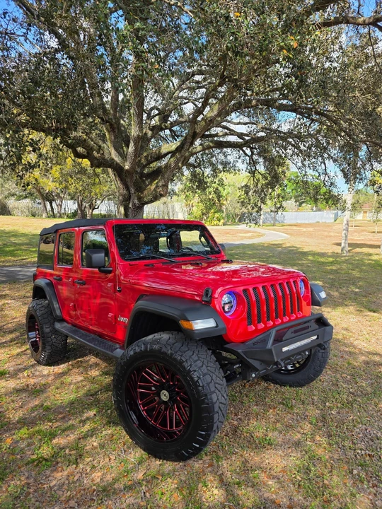 2018 Jeep Wrangler - Image 11 of 31