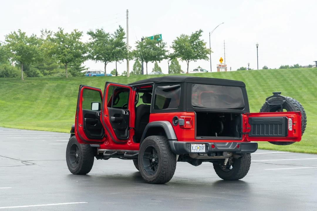 2018 Jeep JK Wrangler - Image 11 of 31