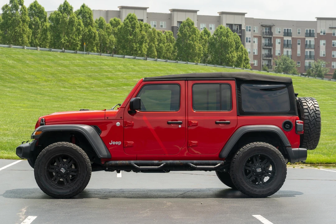 2018 Jeep JK Wrangler - Image 3 of 31