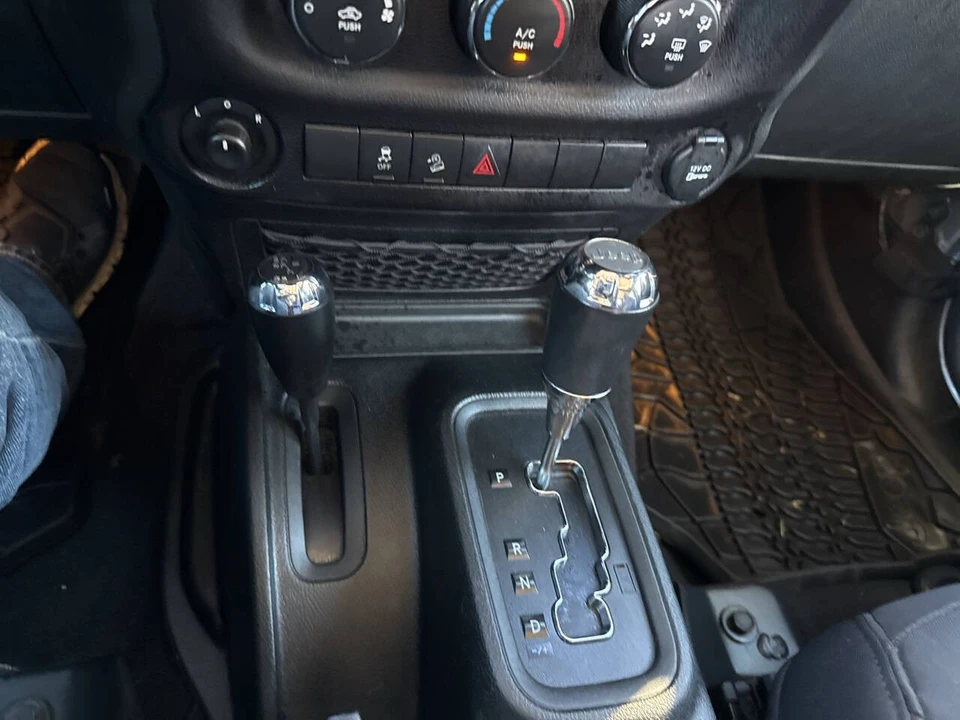 2018 Jeep JK Wrangler - Image 14 of 15
