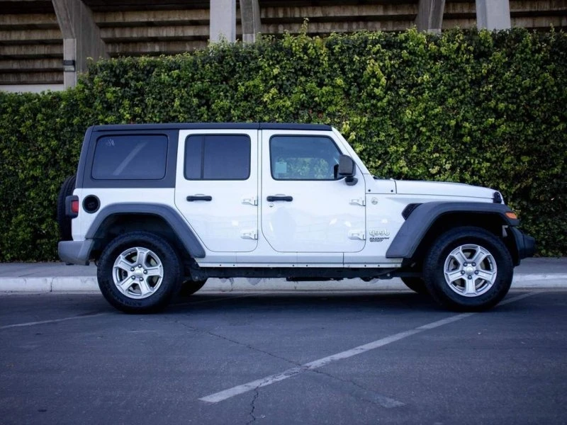 2018 Jeep JK Wrangler - Image 4 of 19