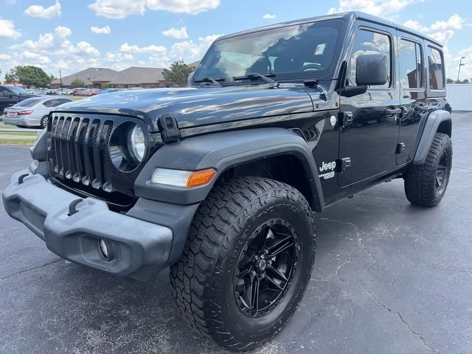 2018 Jeep Wagoneer - Image 2 of 11