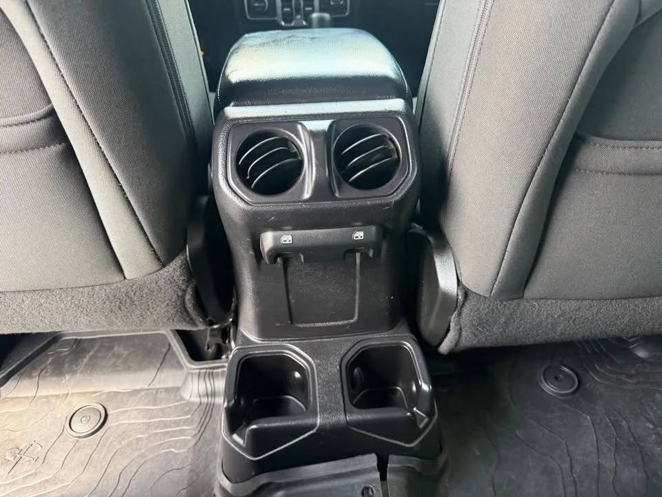 2018 Jeep Wagoneer - Image 9 of 11