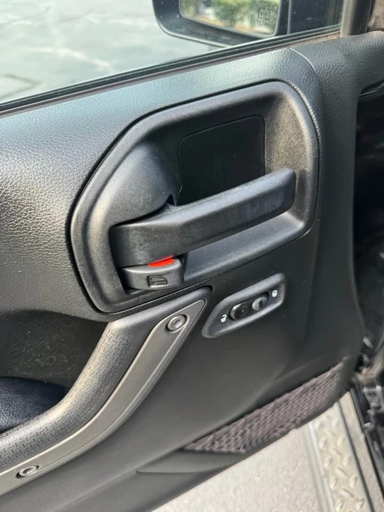 2018 Jeep JK Wrangler - Image 5 of 12