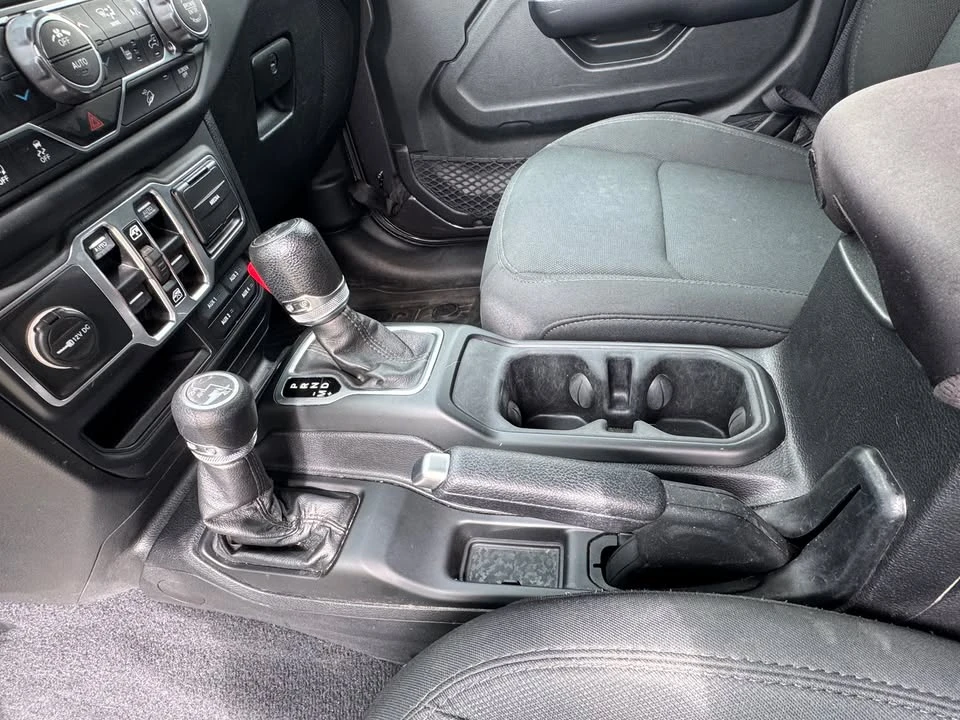 2018 Jeep JL Wrangler - Image 12 of 15