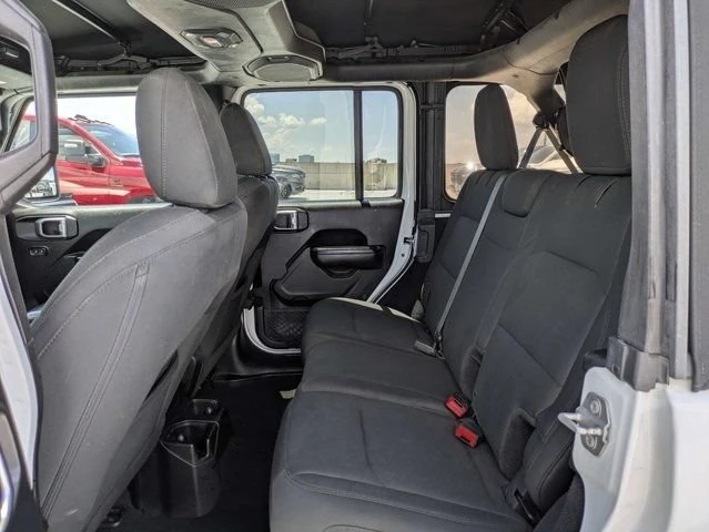 2018 Jeep JK Wrangler - Image 10 of 11