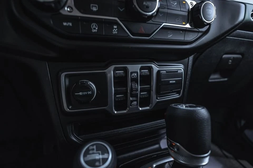 2018 Jeep JK Wrangler - Image 13 of 20