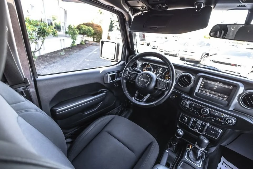 2018 Jeep JK Wrangler - Image 19 of 20