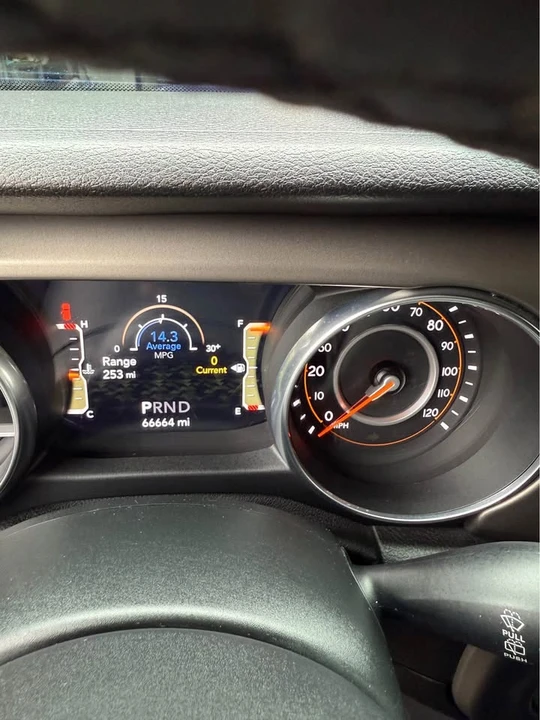 2018 Jeep Wrangler - Image 9 of 9