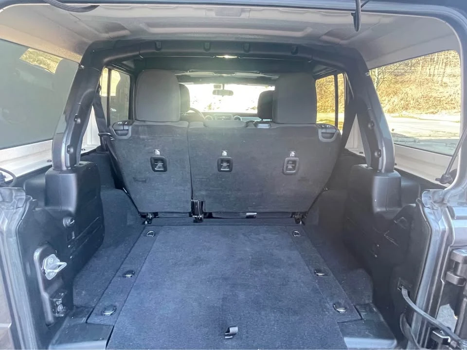 2018 Jeep JK Wrangler - Image 17 of 18