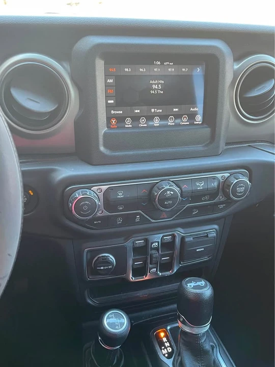 2018 Jeep JK Wrangler - Image 15 of 18