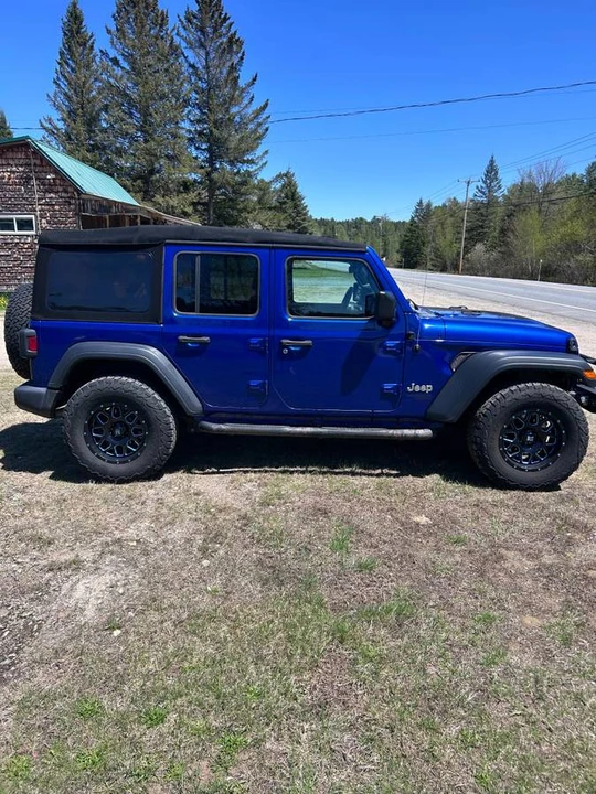 2018 Jeep Wrangler - Image 3 of 13