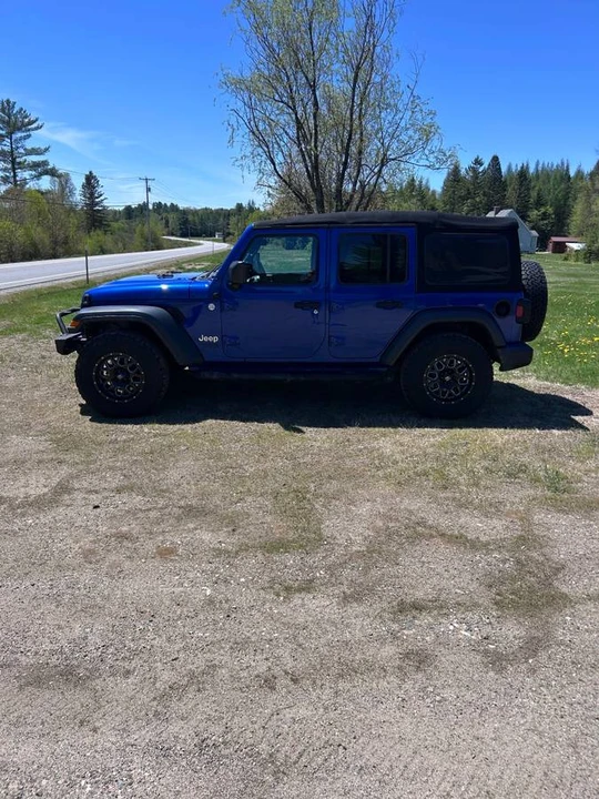 2018 Jeep Wrangler - Image 5 of 13