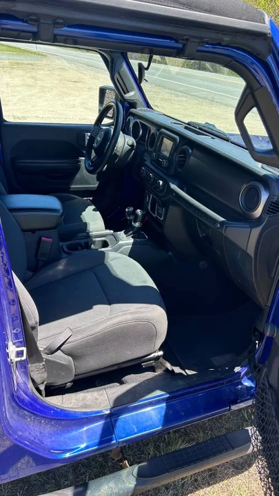 2018 Jeep Wrangler - Image 9 of 13