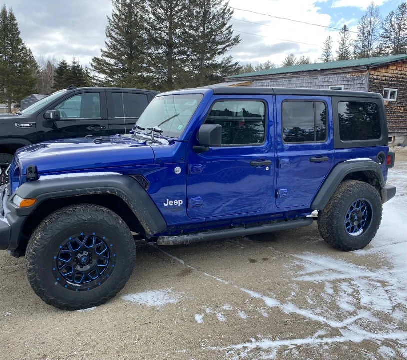 2018 Jeep Wrangler - Image 2 of 13