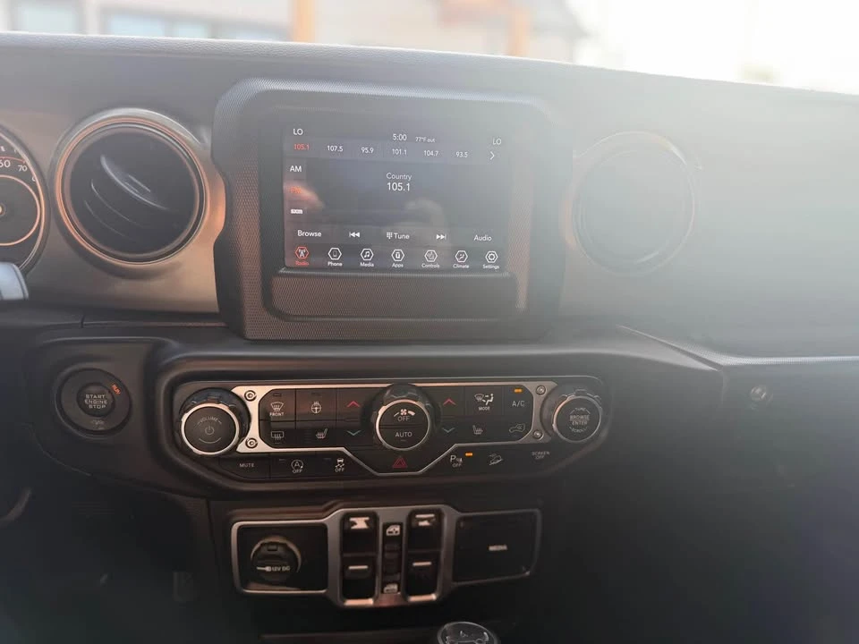 2018 Jeep JK Wrangler - Image 10 of 11