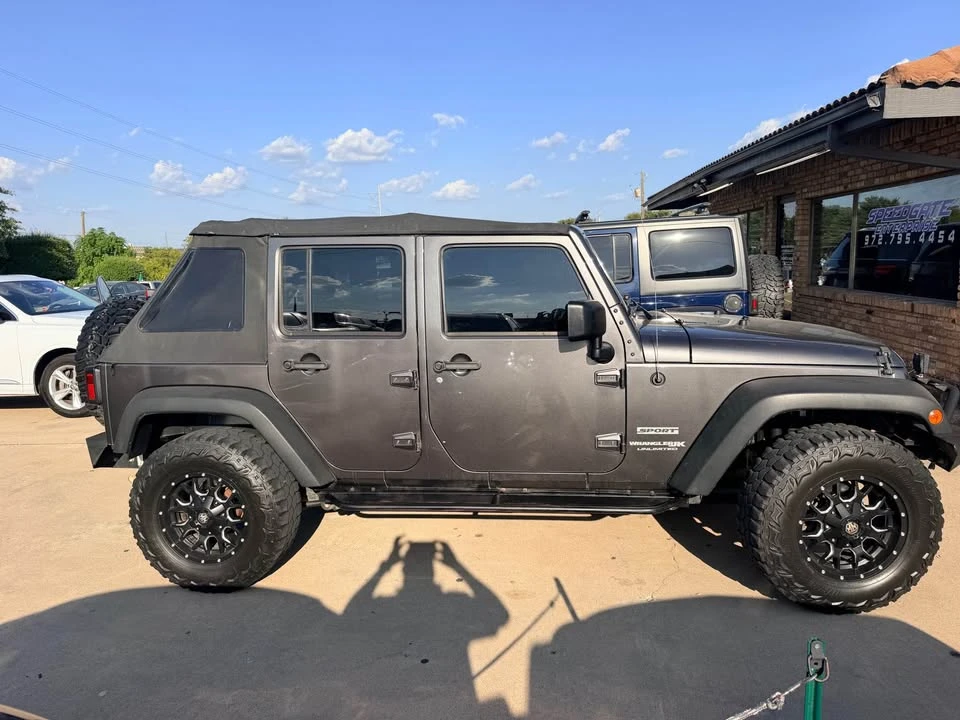 2018 Jeep JK Wrangler - Image 2 of 8