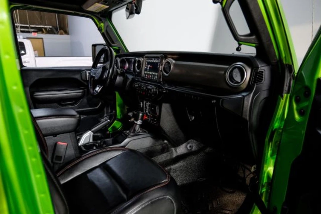 2018 Jeep Wrangler - Image 18 of 21