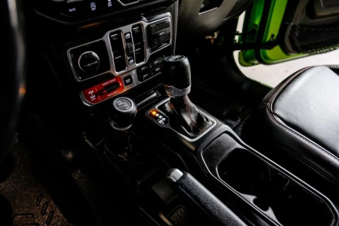 2018 Jeep Wrangler - Image 29 of 31