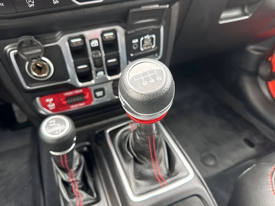 2018 Jeep JK Wrangler - Image 15 of 21