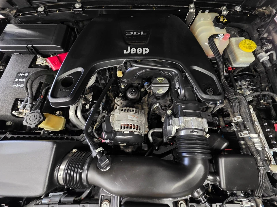 2018 Jeep JL Wrangler - Image 3 of 12