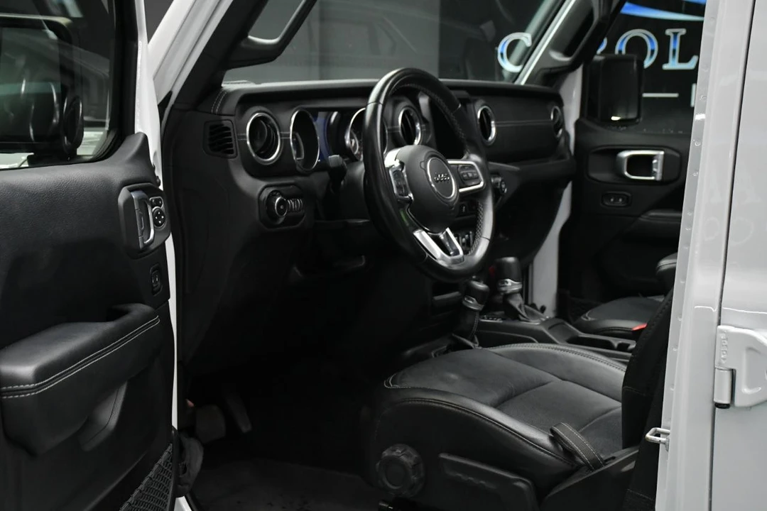 2018 Jeep JK Wrangler - Image 17 of 21