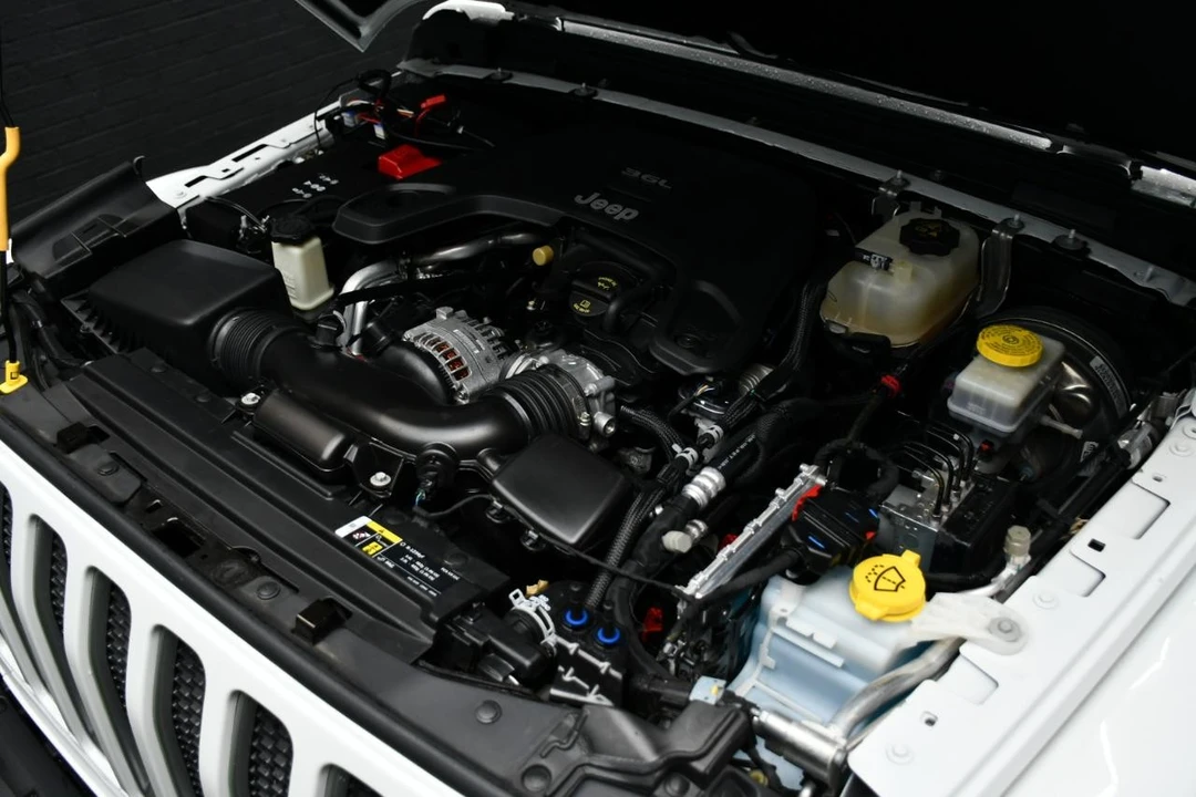 2018 Jeep JK Wrangler - Image 15 of 21