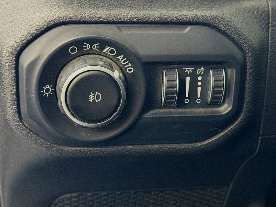 2018 Jeep JL Wrangler - Image 12 of 12